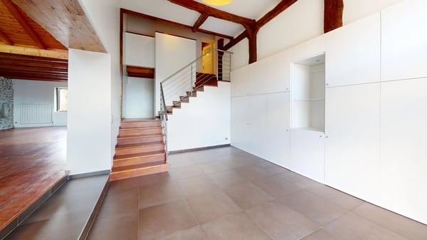 Ferme rénovée idéalement placée - Coeur de Village, Feigères 3