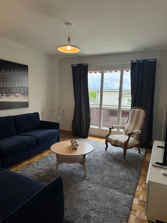 Habitat de 2.5 pièces au 2er étage 3