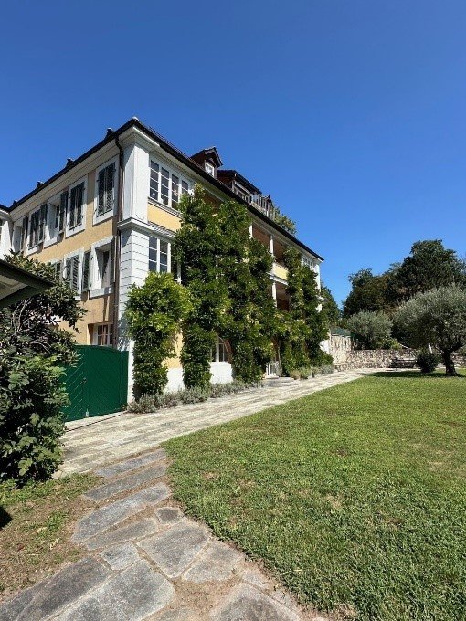 Réf - E32 1.5 pièces à l'étage -1 9