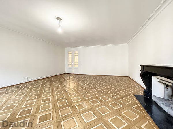 Appartement de 6 pièces dans le quartier Philosophes-Bastions 2