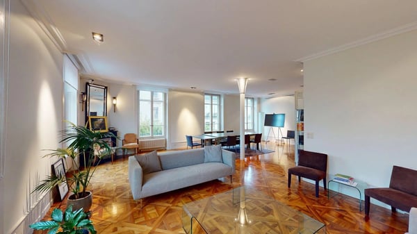 Private mansion & exceptional address 5
