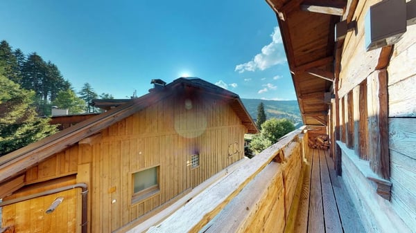 The art of living in Megève: elegant penthouse in the heart of the village 8