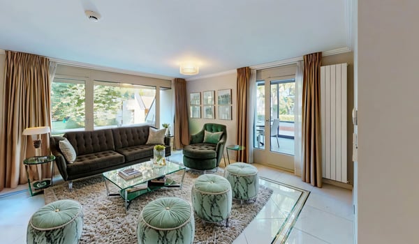Exceptional attic duplex with panoramic terraces and private park. 3