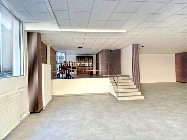 Commercial arcade, sale as a company or in a personal name 2