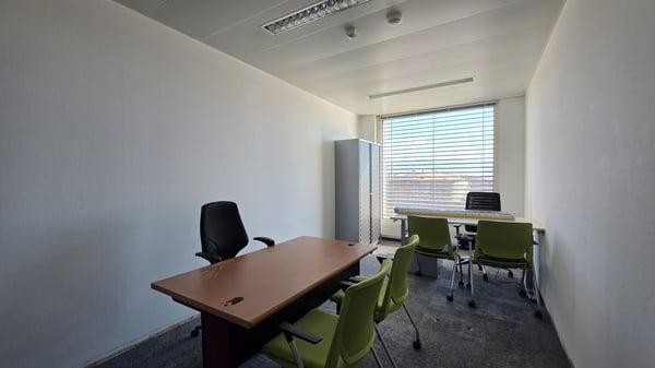 LARGE FURNISHED OFFICES ? TWO SEPARATE UNITS ON THE 6th AND 7th FLOORS ? BLANDONNET 6