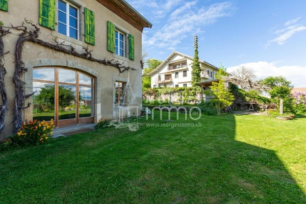 Maison multi-appartements 1 pièces à Colombier VD 6