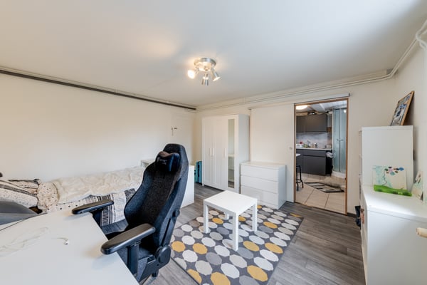 Villa familiale avec piscine et studio indépendant à deux pas du lac 11