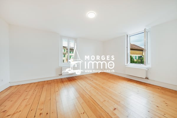 Bel appartement de 4.5 pièces au coeur de Yens 8