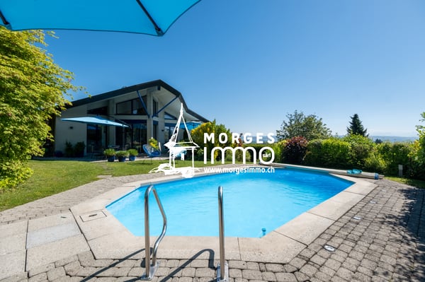 Villa individuelle de 5.5 pièces avec magnifique piscine 2