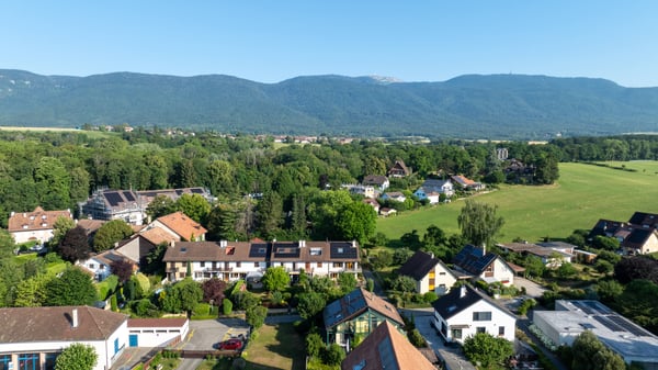 VILLA FAMILIALE EN PIGNON AVEC JARDIN, DANS UN CADRE VERDOYANT 1