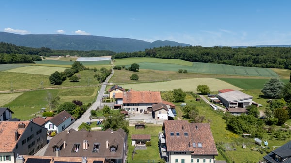 Appartement NEUF avec grand balcon 13
