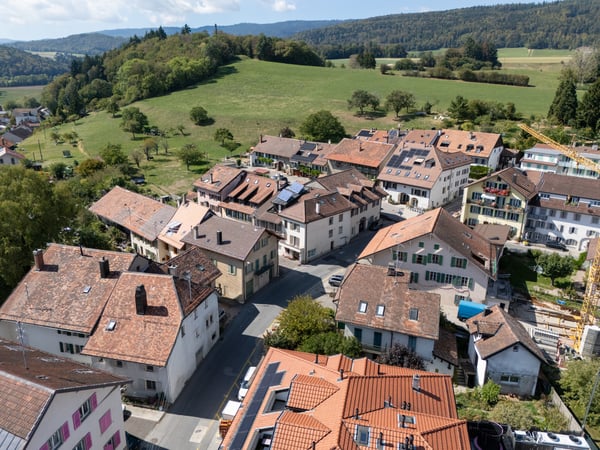 MAISON VILLAGEOISE OFFRANT LA POSSIBILITÉ DE CRÉER DEUX APPARTEMENTS 2