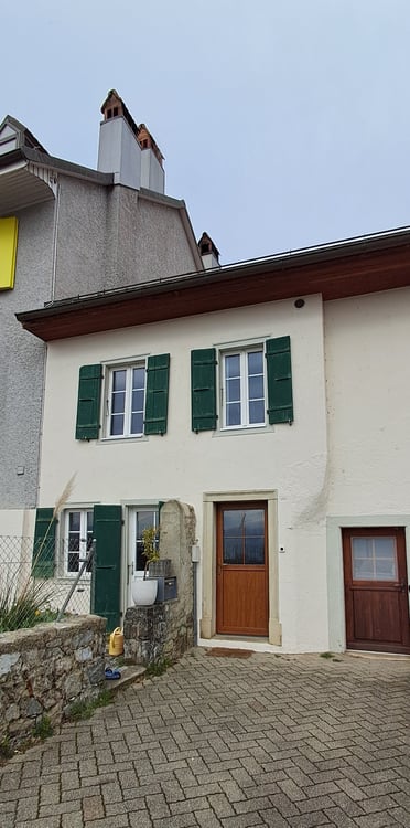 Maison mitoyenne de caractère à Féchy – 4,5 pièces avec vue panoramique 1