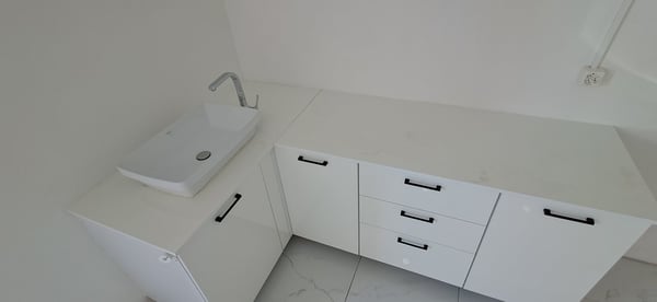 Box de 60 m2 à Crissier 6