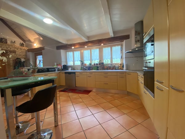 Maison, St-Brais - 949000 11