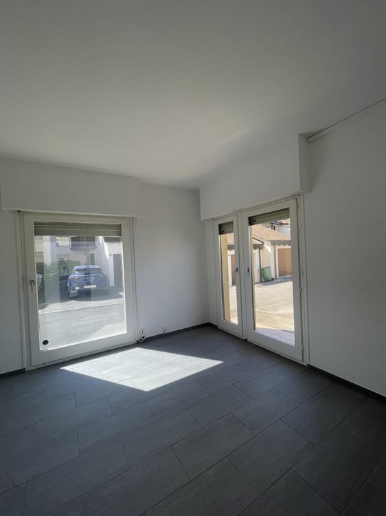 À LOUER ? BUREAU / LOCAL PROFESSIONNEL À BOGIS-BOSSEY 3