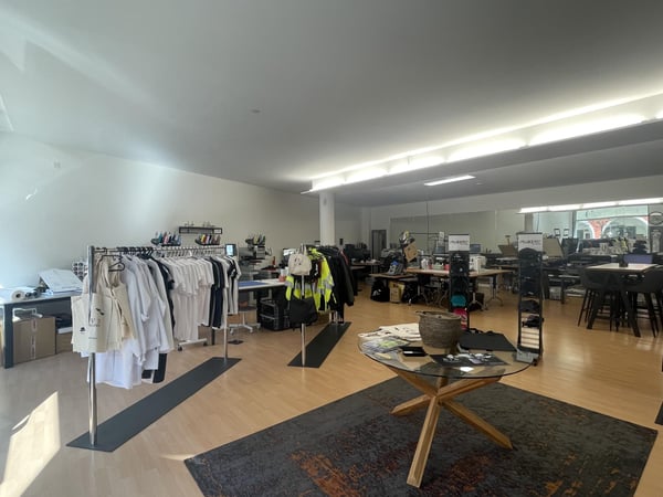 ARCADE COMMERCIALE DE 140 M2 AU COEUR DE NYON 4