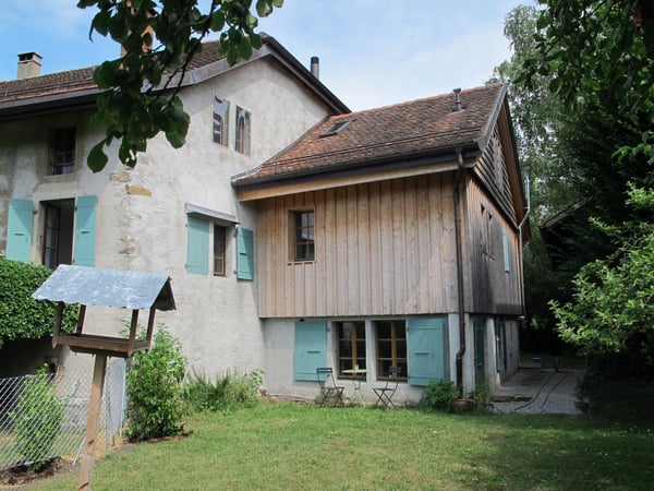 HABITATION VILLAGEOISE - CRANS-PRES-CELIGNY (6 PIECES) 2