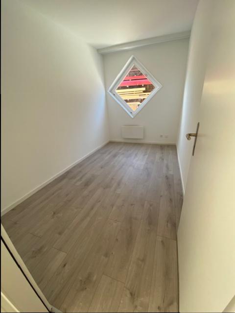 APPARTEMENT 3.5 PIECES - AVEC JARDINET 8