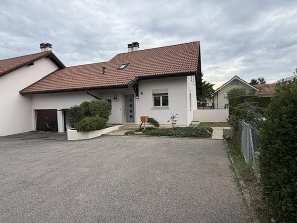 VILLA JUMELLE - PRANGINS 3
