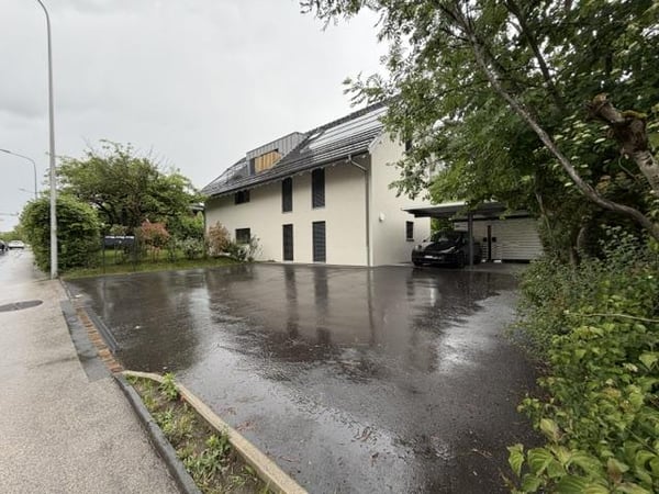 APPARTEMENT 2.5 PIECES + PLACE DE PARKING - MODERNE ET LUMINEUX