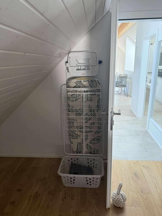 APPARTEMENT 2.5 PIECES + PLACE DE PARKING - MODERNE ET LUMINEUX 9