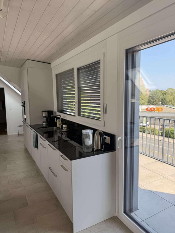 APPARTEMENT 2.5 PIECES + PLACE DE PARKING - MODERNE ET LUMINEUX 3
