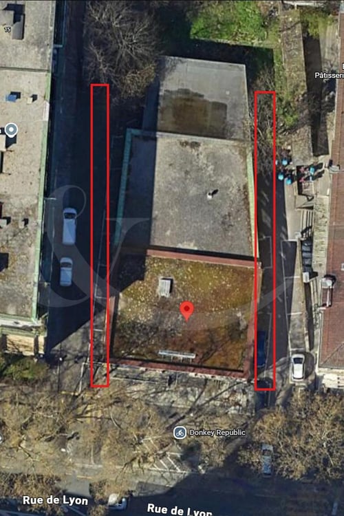 84 Rue de Lyon, Divers parkings extérieur à louer 17