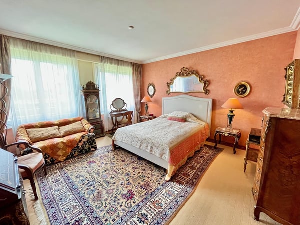 Élégance intemporelle et volumes généreux 1.5 pièces traversant à deux pas du parc Bertrand, à Champel 7