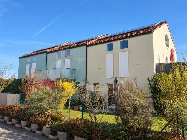 Jolie villa jumelle contemporaine de 7 pièces ? Avusy 2