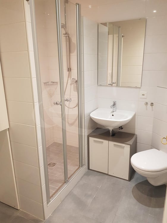 9 Rue des Eaux-Vives, 4 pièces 8