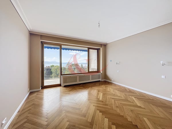 Appartement de haut-standing avec vue panoramique sur le lac 7