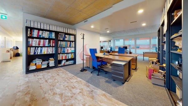 Magnfique bureaux proche de l'autoroute et du centre-ville 7