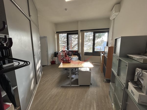 Bureau moderne et fonctionnel à Crissier 4
