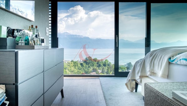 Propriété moderne offrant vue sur le lac et les Alpes ? La Conversion 3