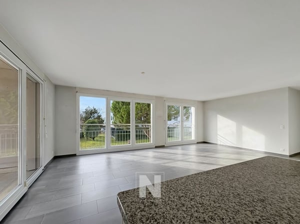 Bel appartement spacieux et lumineux avec balcons! 11