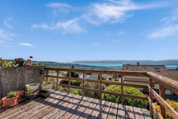 Maison mitoyenne à vendre de 4,5 pièces à Arzier-Le Muids - 131 m², jardin et vue dégagée 3