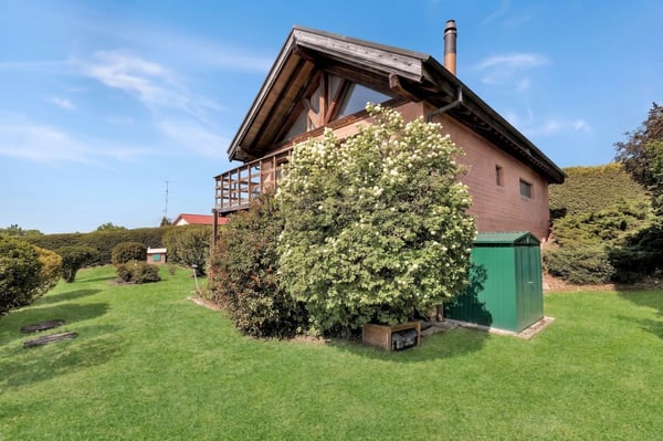 Charmante maison mitoyenne avec jardin et vue dégagée à Arzier-Le Muids 13