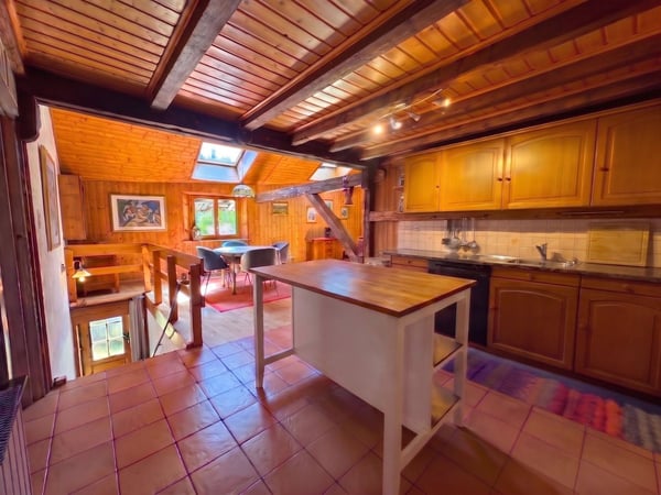 Maison à vendre à la Vallée de Joux de 6.5 pièces - 230 m², avec appartement de 2 pièces et grand jardin 5