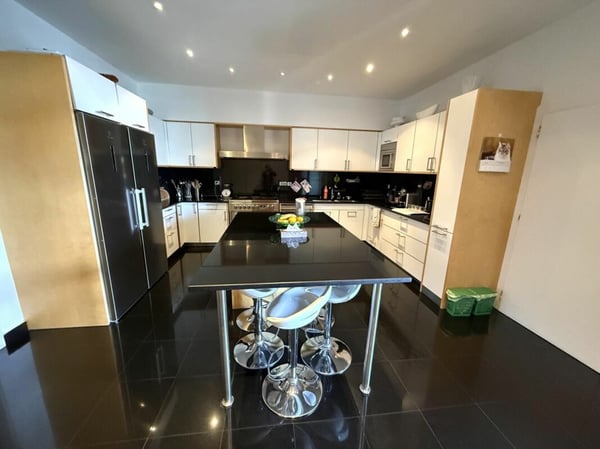 Appartement 2 pièces à Cologny 2