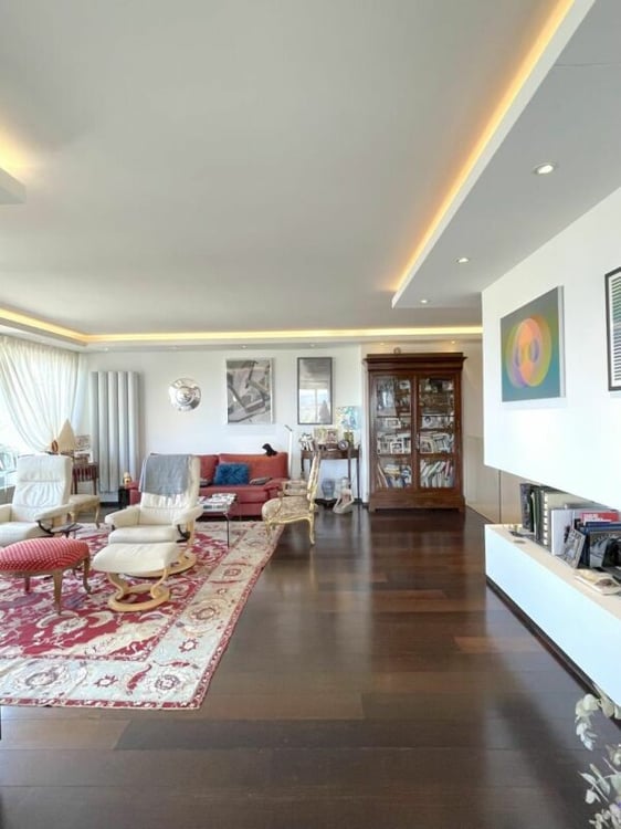 Attique 2 pièces à Genève 4