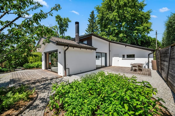 EXCLUSIVITÉ:  COLLONGE BELLERIVE - Magnifique Villa individuelle avec jardin 2