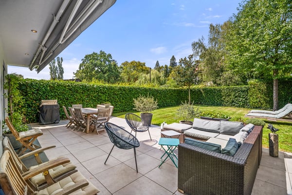 EXCLUSIVITE - CONCHES - Magnifique villa mitoyenne 2