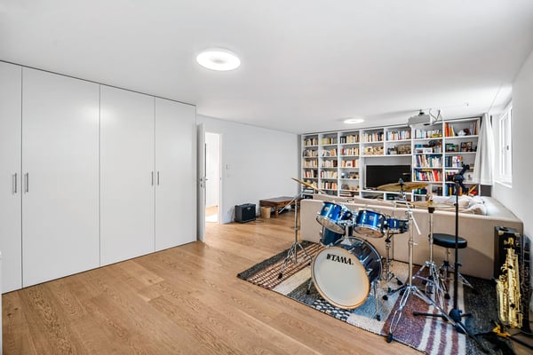 EXCLUSIVITE - CONCHES - Magnifique villa mitoyenne 24