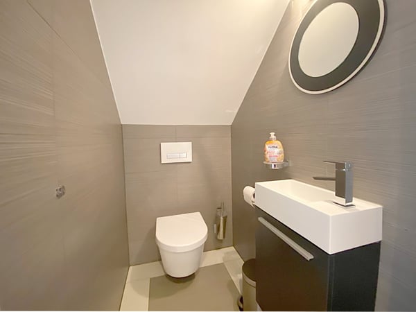 Local commercial situé en plein cœur du centre historique d'Yverdon-les-Bains 6