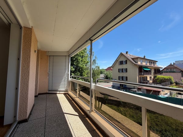 Bel appartement de 3 pièces situé dans petit immeuble en PPE 9