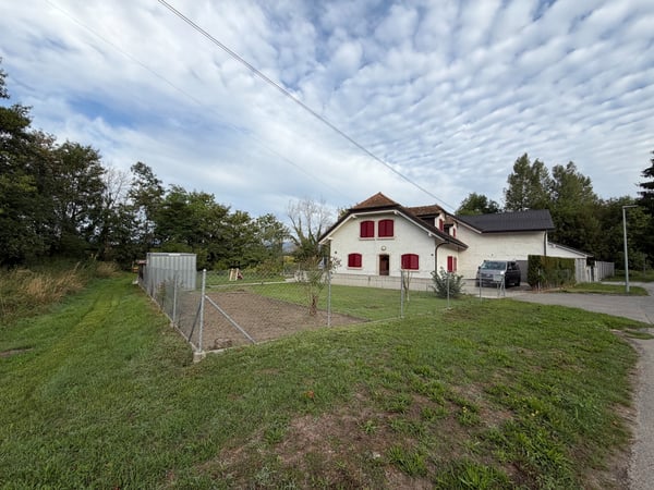 Villa mitoyenne avec jardin située à Yvonand dans quartier tranquille 3