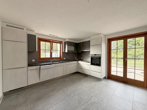 Villa mitoyenne avec jardin située à Yvonand dans quartier tranquille 7
