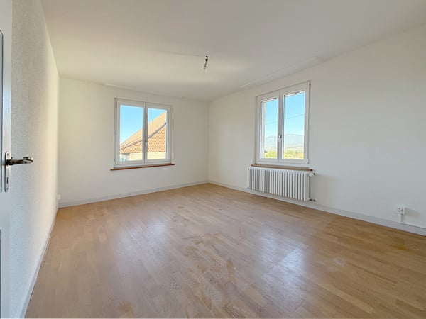 Bel appartement de 5.5 pièces situé à Pomy 8