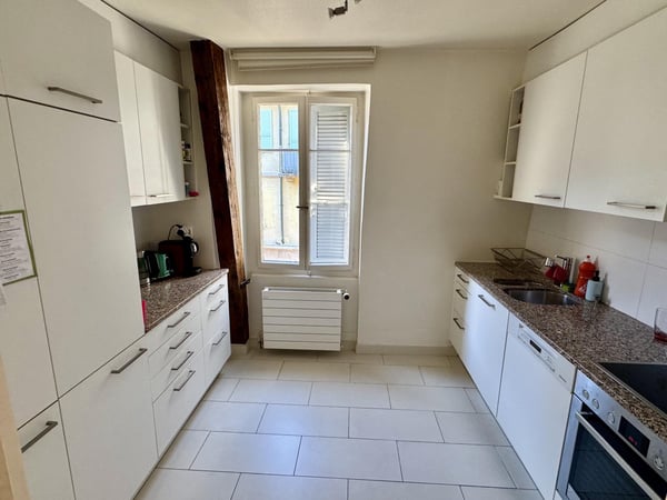 Grand duplex de 5.5 pièces avec balcon au coeur de Nyon 3